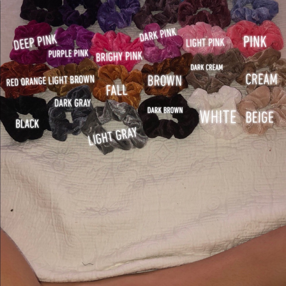 Lot of Scrunchies-10 for 14 - Picture 3 of 7
